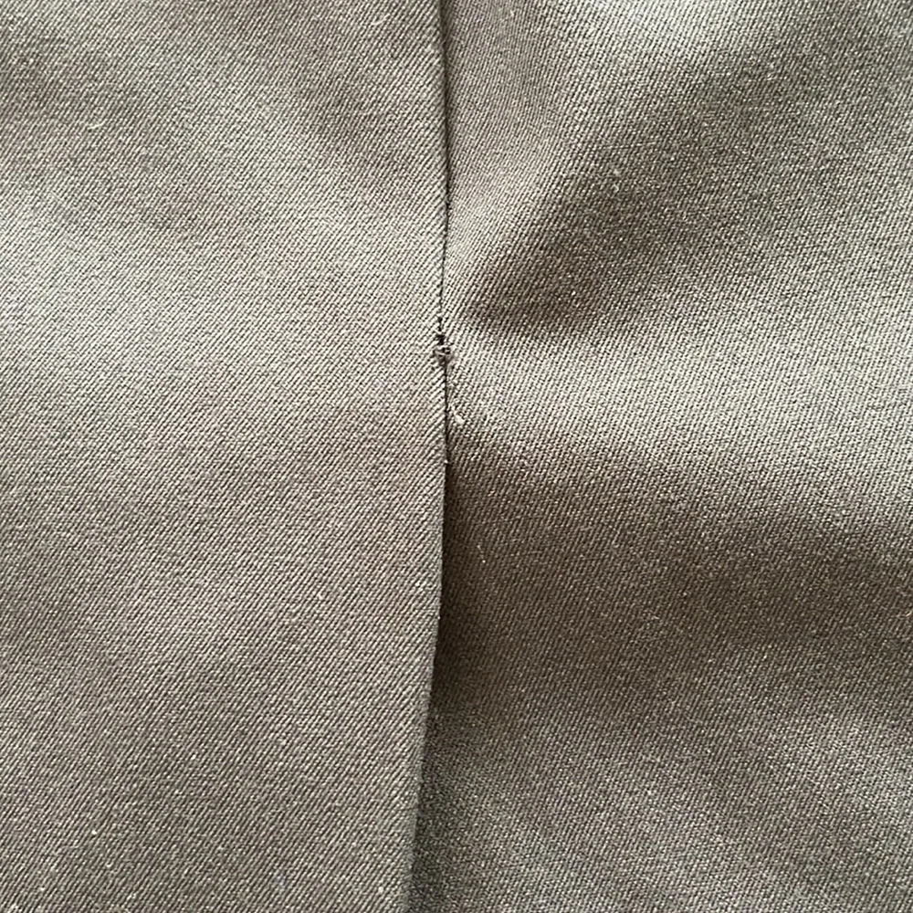 Ann Taylor black skirt - Picture 4 of 13